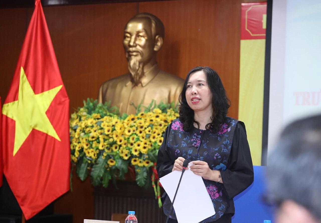 Thứ trưởng Ngoại giao Lê Thị Thu Hằng phát biểu tại buổi làm việc. (Ảnh: Thành Long)