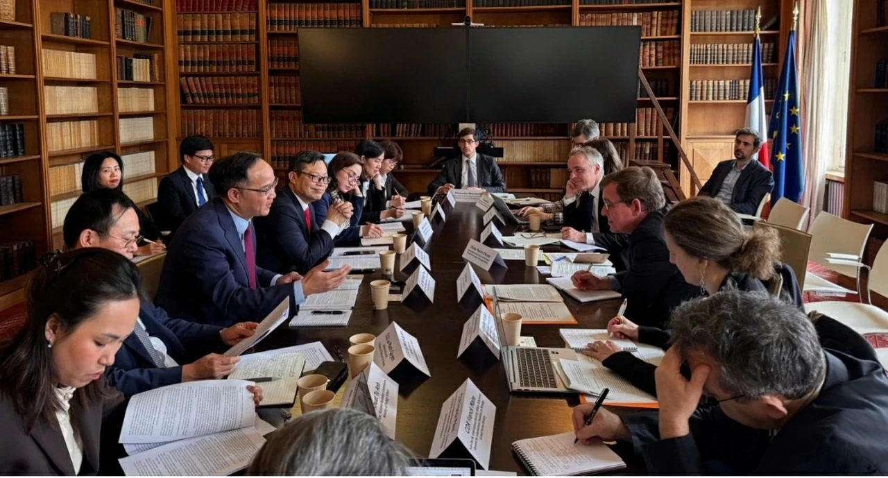 Quang cảnh Đối thoại (Ảnh: Đình Chiến).