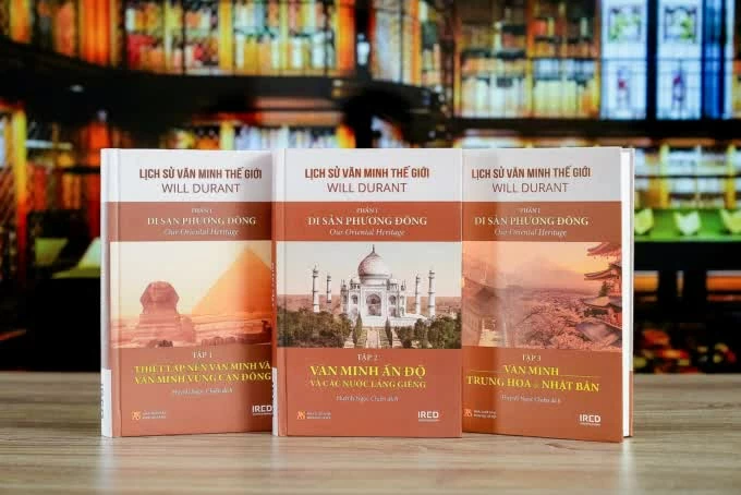Khi lịch sử bước ra từ những trang sách