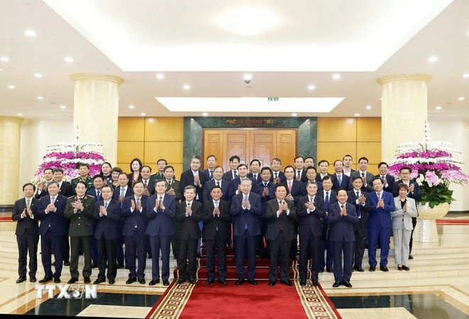 Tổng Bí thư Tô Lâm chủ trì Hội nghị công bố lập Hội đồng Lý luận Trung ương nhiệm kỳ 2026-2031 Tổng Bí thư Tô Lâm chủ trì Hội nghị công bố lập Hội đồng Lý luận Trung ương nhiệm kỳ 2026-2031