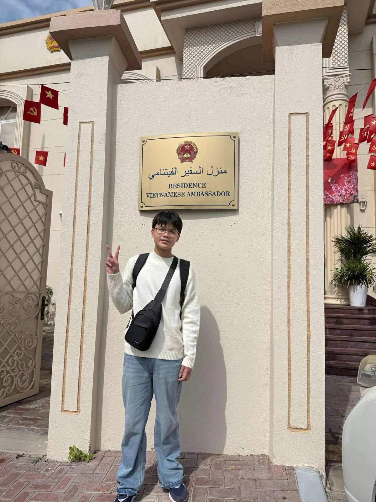 Theo sát tình hình, đảm bảo an toàn cho công dân Việt Nam tại UAE Theo sát tình hình, đảm bảo an toàn cho công dân Việt Nam tại UAE