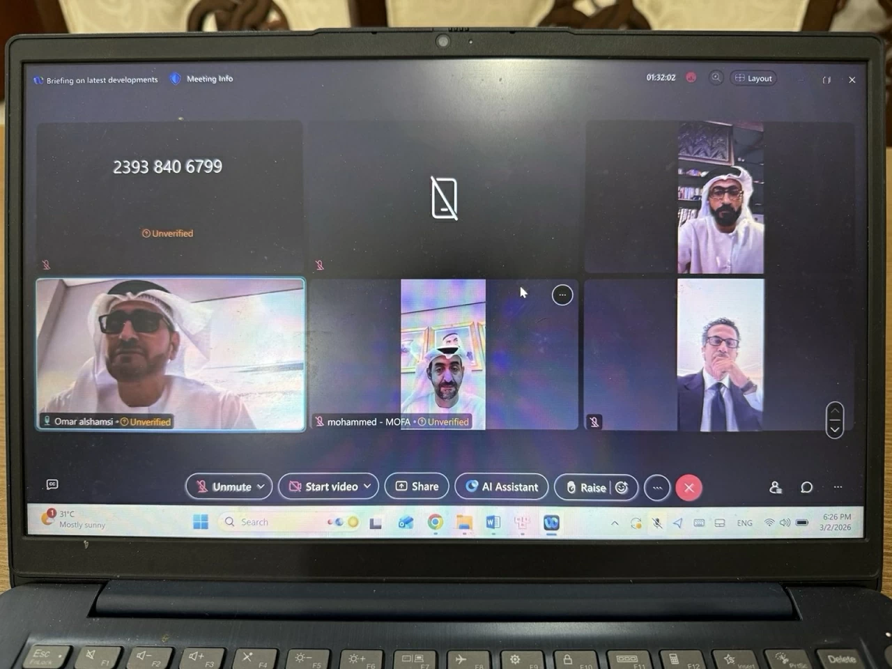 Theo sát tình hình, đảm bảo an toàn cho công dân Việt Nam tại UAE Đại sứ quán Việt Nam tại UAE bám sát tình hình xung đột khu vực, đảm bảo an toàn cho công dân Việt Nam