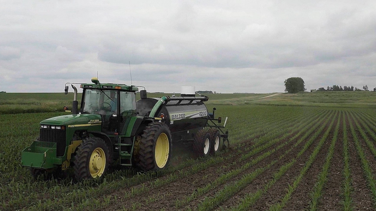 Tình hình Trung Đông: Anh lo ngại phí phân bón leo thang; Pháp kiềm chế đà tăng giá nhiên liệu; Nhật Bản cắt giảm sản xuất