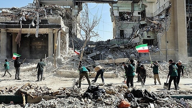 Mỹ tuyên bố tấn công hàng nghìn mục tiêu ở Iran, Tehran 'điểm danh' kết quả phản công trong 10 ngày đầu tiên