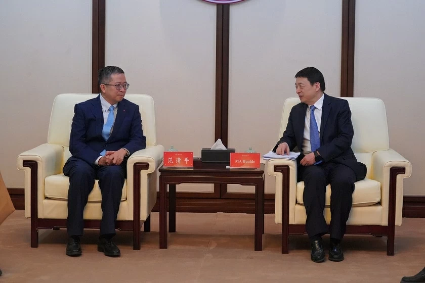 Đại sứ Phạm Thanh Bình trao đổi chuyên đề tại Đại học Nhân dân Trung Quốc Đại sứ Phạm Thanh Bình trao đổi chuyên đề tại Đại học Nhân dân Trung Quốc