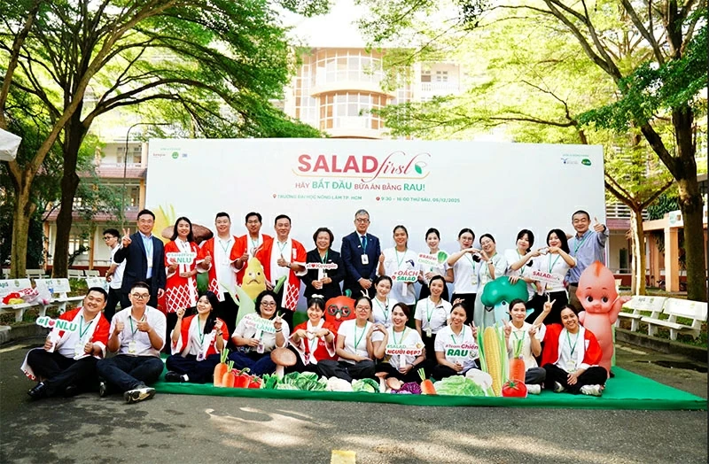 Salad First: Khi ăn rau trở thành điểm khởi đầu cho lối sống khỏe Salad First: Khi ăn rau trở thành điểm khởi đầu cho lối sống khỏe