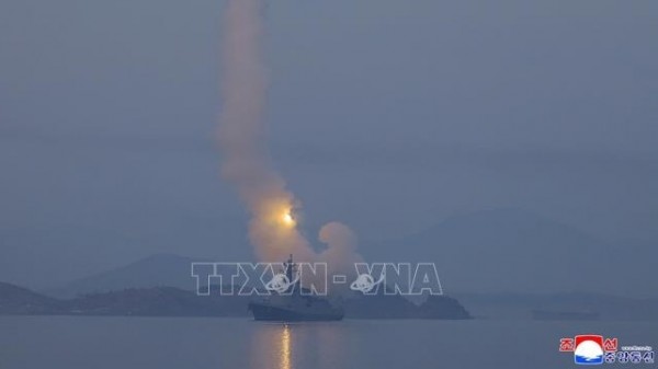 Triều Tiên phóng loạt tên lửa đạn đạo, Hàn Quốc nói gì?