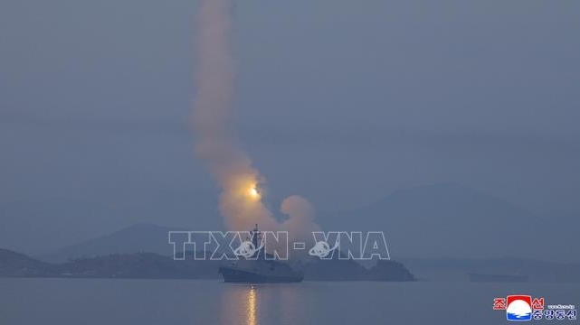 Triều Tiên phóng loạt tên lửa đạn đạo, Hàn Quốc nói gì?