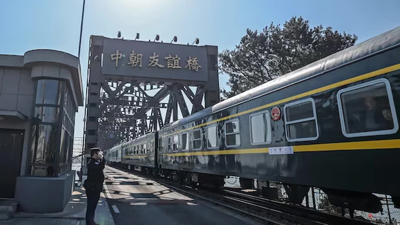 Triều Tiên và Trung Quốc nối lại vận tải hành khách đường sắt sau 6 năm gián đoạn