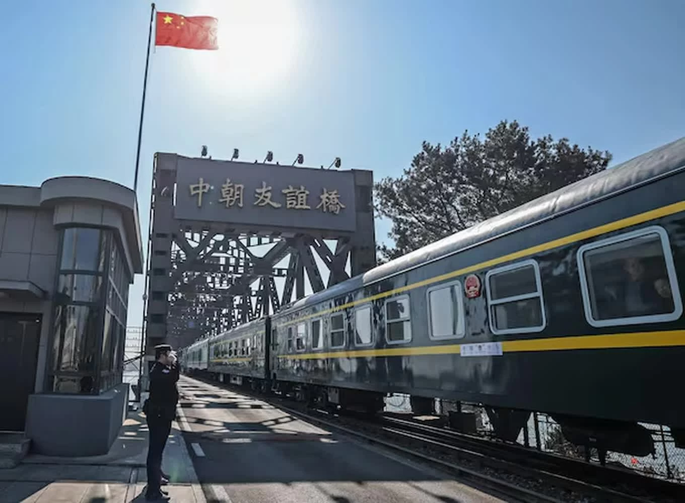 Chuyến tàu số 95 từ Đan Đông (Trung Quốc) đi Bình Nhưỡng (Triều Tiên) hôm 12/3 (Nguồn: THX)