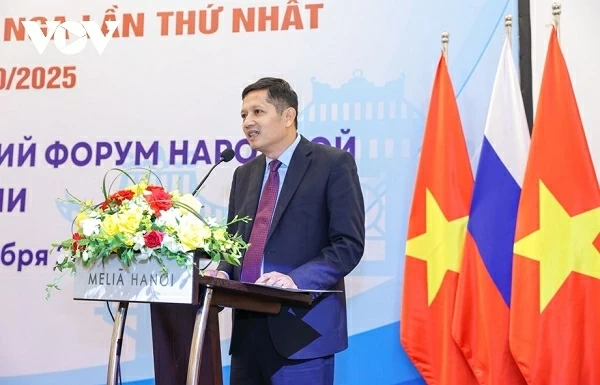 Kiều bào tại Nga kỳ vọng bầu cử Quốc hội và HĐND tạo động lực phát triển mới Kiều bào tại Nga kỳ vọng bầu cử Quốc hội và HĐND tạo động lực phát triển mới