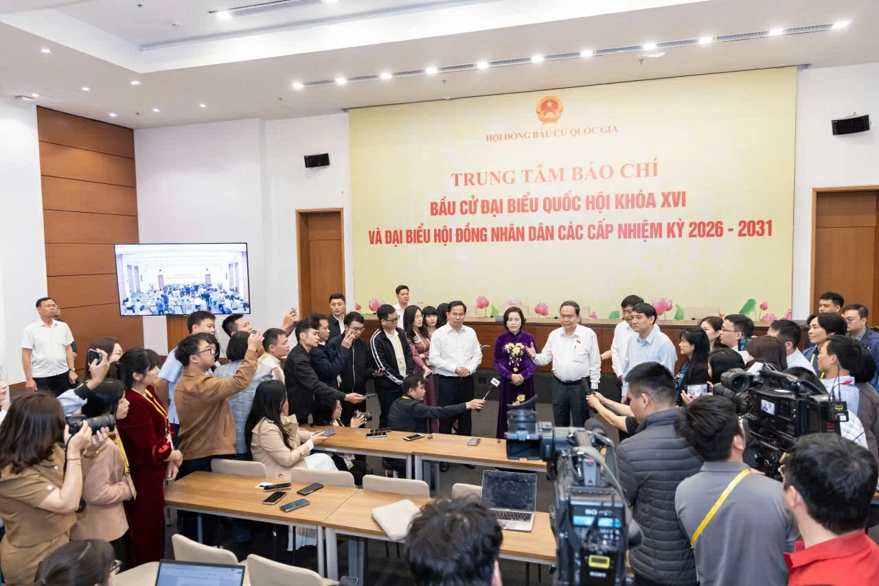 Bầu cử để lựa chọn người xứng đáng đưa đất nước bước vào kỷ nguyên mới Bầu cử để lựa chọn người xứng đáng đưa đất nước bước vào kỷ nguyên mới