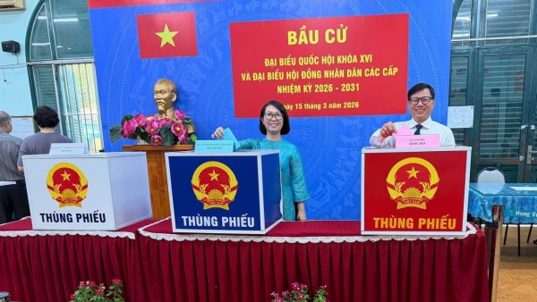 Kiều bào tự hào khi được trực tiếp tham gia bỏ phiếu bầu cử Quốc hội khoá XVI