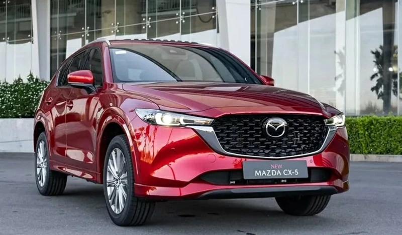 Top 5 xe đa dụng cỡ trung bán chạy nhất tháng 2/2026: Mazda CX-5 giữ vững ngôi đầu.