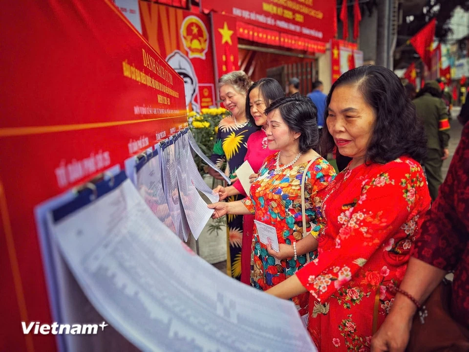 Bầu cử tại Hà Nội tính đến 22h ngày 15/3