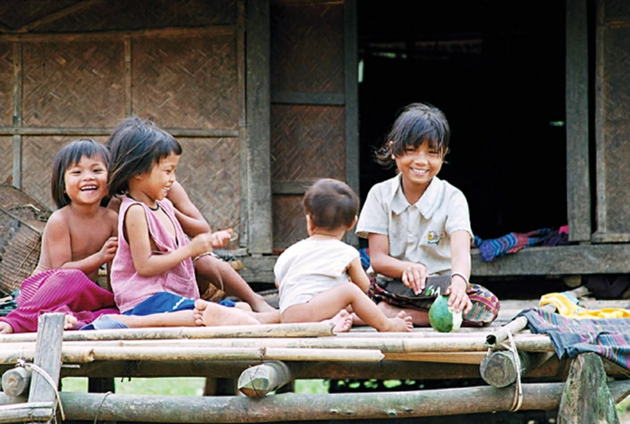 Thúc đẩy an sinh xã hội đảm bảo quyền thụ hưởng thành quả phát triển của nhân dân Thúc đẩy an sinh xã hội bảo đảm quyền thụ hưởng thành quả phát triển của nhân dân