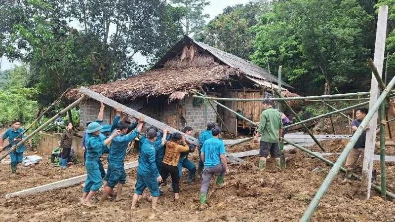 Thúc đẩy an sinh xã hội bảo đảm quyền thụ hưởng thành quả phát triển của nhân dân