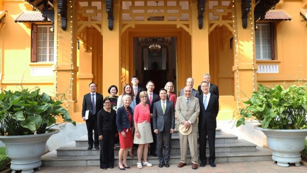 Promoting Vietnam - United States exchange and connection through the Eisenhower Fellowships: Deputy FM