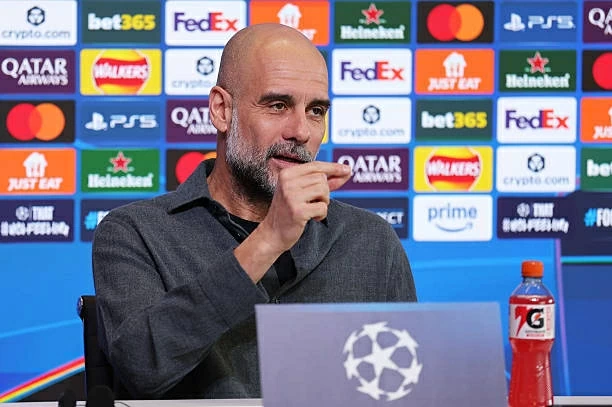 HLV Pep cảnh báo Real Madrid, mơ cú ngược dòng