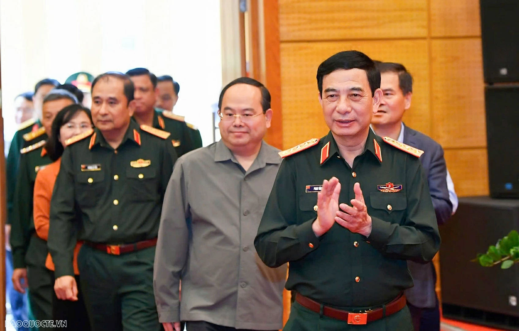 Đại tướng Phan Văn Giang làm việc với Ban Thường vụ Tỉnh ủy Quảng Ninh Bộ trưởng Quốc phòng: Quảng Ninh tiếp tục phối hợp hiệp đồng chặt chẽ bảo vệ hiệu quả biên giới