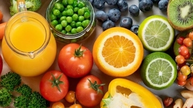 Cùng lúc bổ sung vitamin C, D tăng miễn dịch, xương chắc khỏe hơn