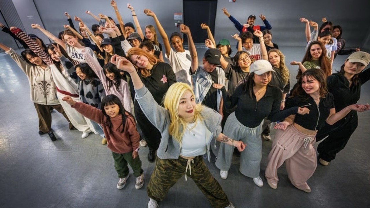 Gen Z 'nhập vai' K-pop: Xu hướng mới định hình du lịch và lan rộng toàn cầu