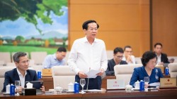 Ủy ban Thường vụ Quốc hội cho ý kiến dự án Luật sửa đổi, bổ sung một số điều của Luật Thi đua, khen thưởng