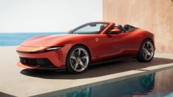 Cận cảnh siêu xe Ferrari Amalfi Spider: Tuyệt phẩm mui trần 4 chỗ vừa trình làng