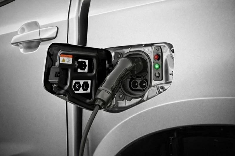 D-Max EV phù hợp với các doanh nghiệp đang tìm kiếm giải pháp di chuyển giảm phát thải trong dài hạn. D-Max EV phù hợp với các doanh nghiệp đang tìm kiếm giải pháp di chuyển giảm phát thải trong dài hạn.