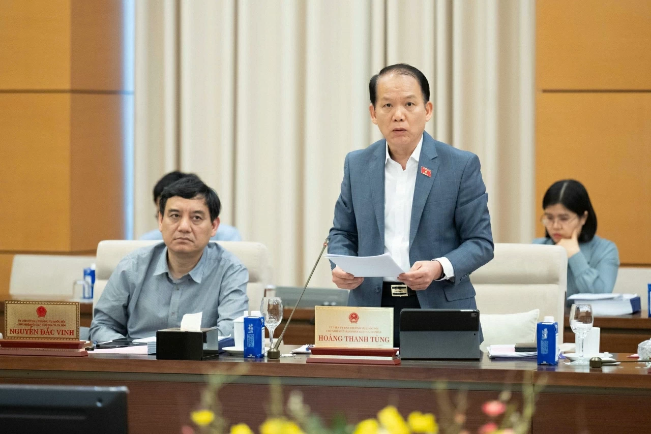 Phân quyền cho Thủ đô cần bảo đảm yêu cầu 6 rõ: “rõ người, rõ việc, rõ quy trình, rõ thời gian, rõ sản phẩm và rõ hiệu quả” Phân quyền cho Thủ đô cần bảo đảm yêu cầu 6 rõ: “rõ người, rõ việc, rõ quy trình, rõ thời gian, rõ sản phẩm và rõ hiệu quả”