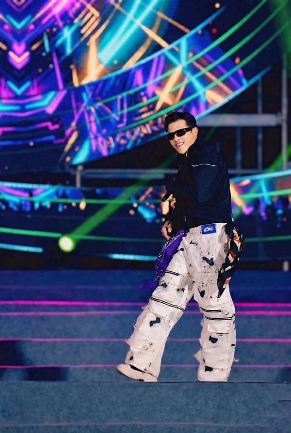 Thanh Đô Trưởng: Kết nối cộng đồng qua sáng tác mới về Pickleball