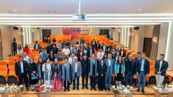 Trade Dialogue: Towards a sustainable future in Vietnam-Thailand trade cooperation