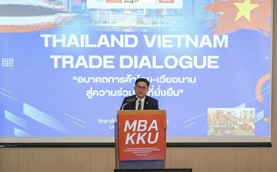Tổng Lãnh sự Việt Nam tại Thái Lan phát biểu tại đối thoại Hướng tới tương lai hợp tác thương mại bền vững Việt Nam-Thái Lan