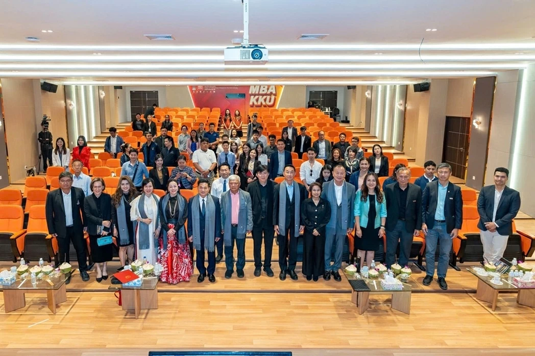 Tổng Lãnh sự Việt Nam tại Thái Lan phát biểu tại đối thoại Hướng tới tương lai hợp tác thương mại bền vững Việt Nam-Thái Lan