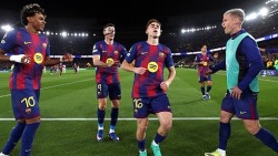 Lewandowski, Fermin Lopez và Yamal cùng phá kỷ lục UEFA Champions League