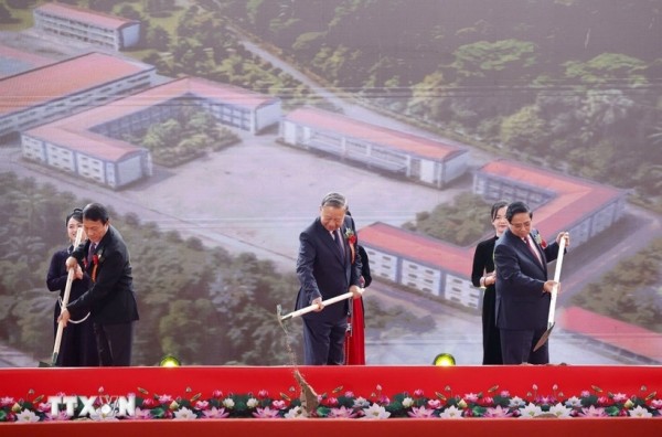 Tổng Bí thư Tô Lâm: Đưa Trường Phổ thông nội trú thành 'cột mốc mềm' về giáo dục vùng biên