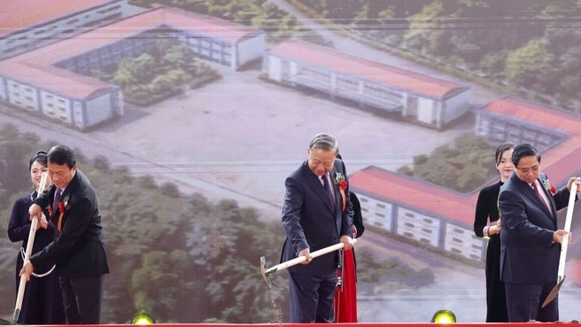 Tổng Bí thư Tô Lâm: Đưa Trường Phổ thông nội trú thành 'cột mốc mềm' về giáo dục vùng biên