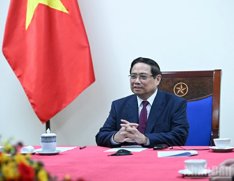 Thủ tướng Chính phủ Phạm Minh Chính điện đàm với Thủ tướng Algeria