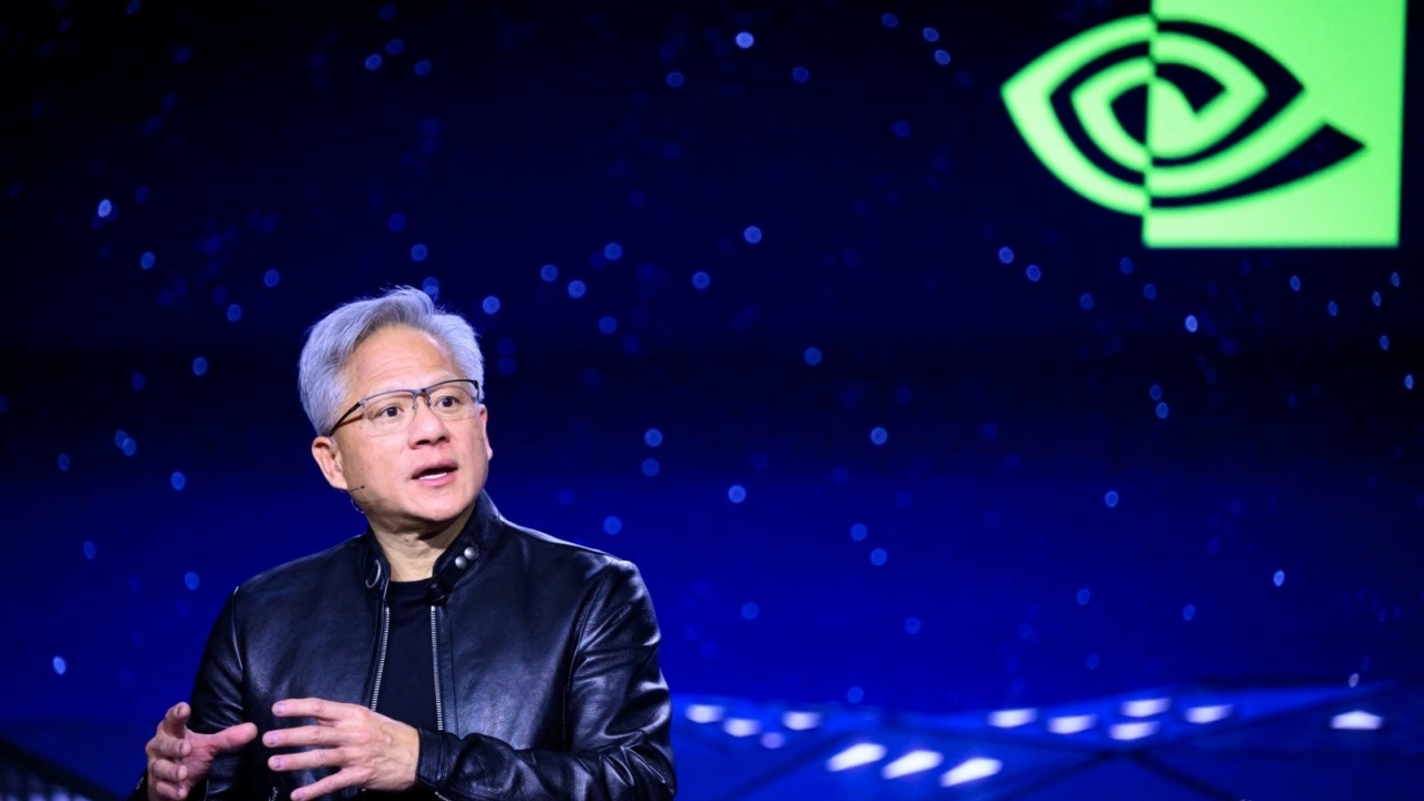 CEO Nvidia: Tái khởi động sản xuất chip AI cho thị trường Trung Quốc