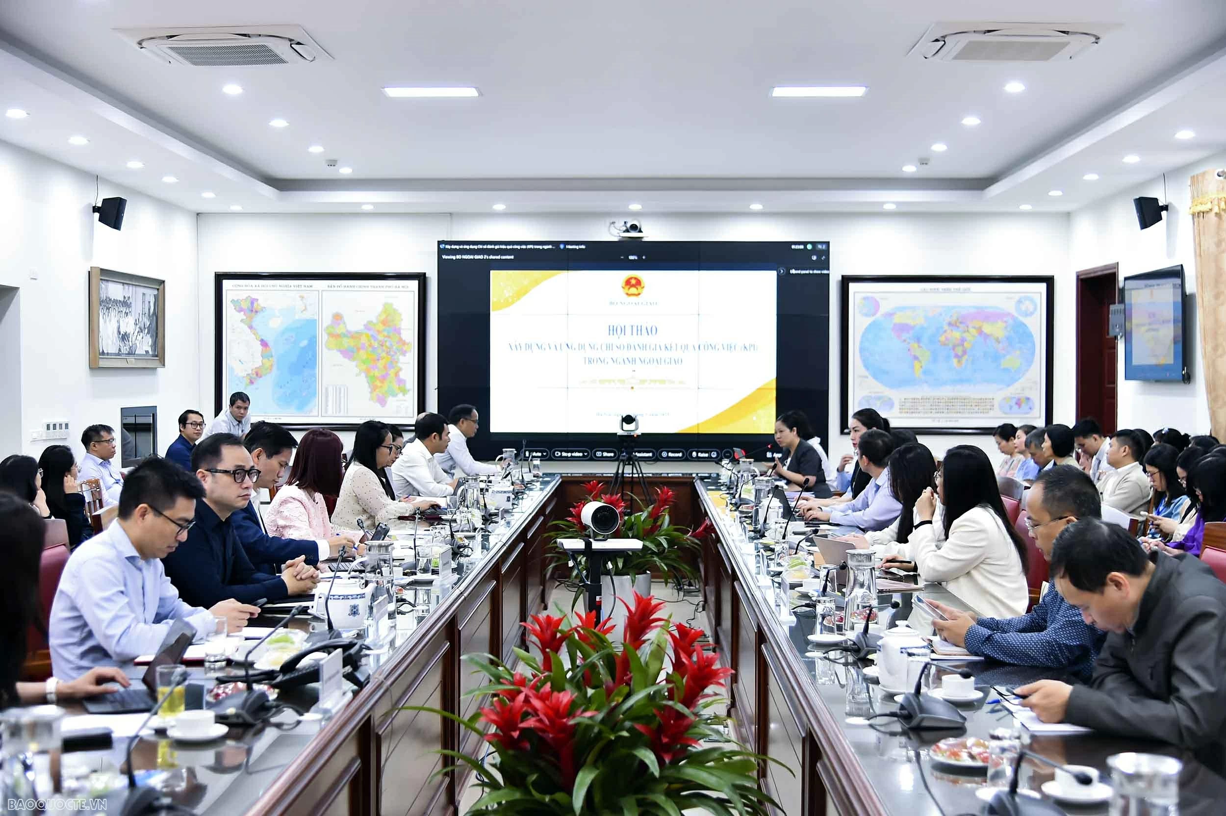 Hội thảo xây dựng và ứng dụng Chỉ số đánh giá hiệu quả công việc (KPI) trong ngành Ngoại giao Hội thảo xây dựng và ứng dụng Chỉ số đánh giá hiệu quả công việc (KPI) trong ngành Ngoại giao