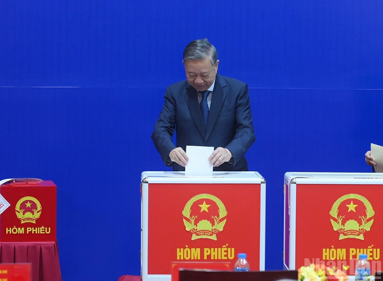 Ngày hội non sông và trọng trách trước Nhân dân Ngày hội non sông và trọng trách trước Nhân dân