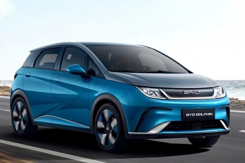 Sự xuất hiện của BYD Dolphin 2026 được dự báo sẽ khiến phân khúc xe điện phổ thông trở nên cạnh tranh hơn trong thời gian tới. Sự xuất hiện của BYD Dolphin 2026 được dự báo sẽ khiến phân khúc xe điện phổ thông trở nên cạnh tranh hơn trong thời gian tới.