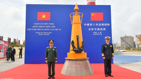 Đại tướng Phan Văn Giang thăm điểm xuất phát đường Hồ Chí Minh trên biển và công trình số 1 về Y học của Trung Quốc