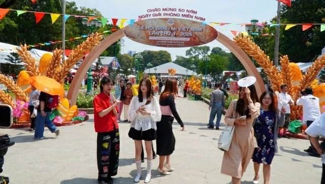 Hơn 150 gian hàng tham gia lễ hội Bánh mì Việt Nam 2026 Hơn 150 gian hàng tham gia lễ hội Bánh mì Việt Nam 2026