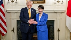 Thủ tướng Nhật Bản lần đầu thăm Mỹ, ca ngợi người duy nhất 'có thể mang lại hòa bình và thịnh vượng cho toàn thế giới'