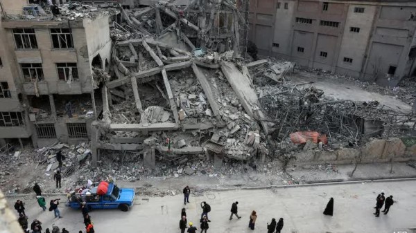 Iran khẳng định hiện không đàm phán với Mỹ, cảnh báo các quốc gia mở cửa lãnh thổ cho căn cứ của Washington