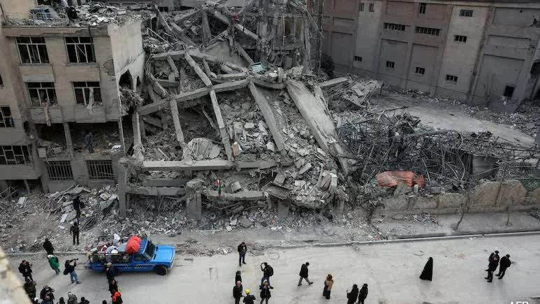 Iran khẳng định hiện không đàm phán với Mỹ, cảnh báo các quốc gia mở cửa lãnh thổ cho căn cứ của Washington