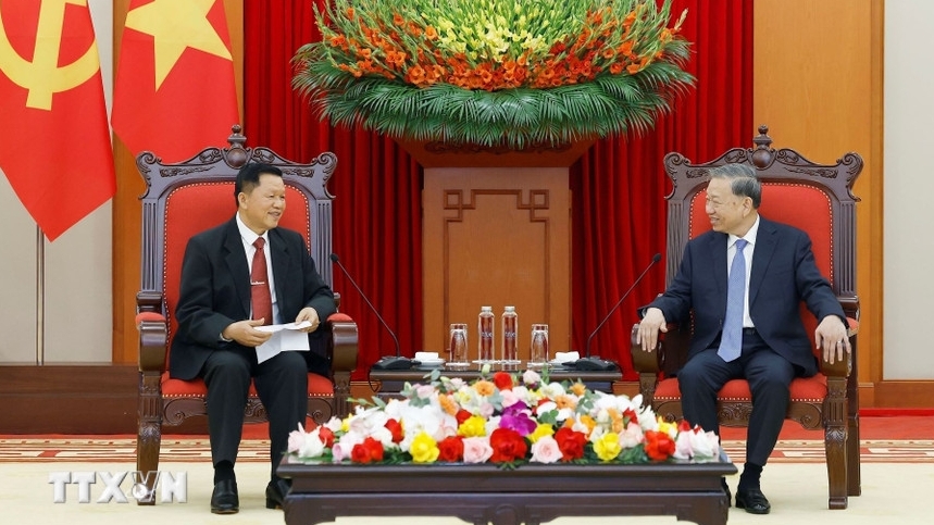 Tổng Bí thư Tô Lâm tiếp Đoàn đại biểu cấp cao Bộ Công an Lào