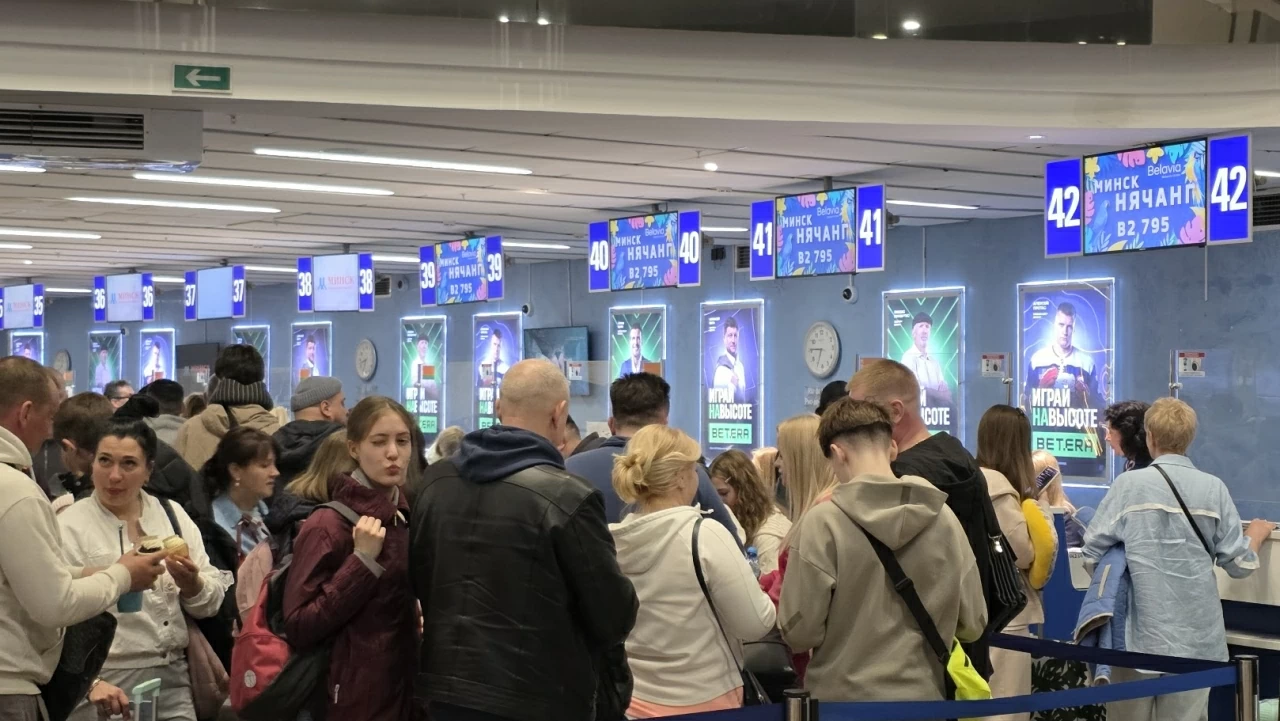 Khai trương đường bay thường xuyên đầu tiên kết nối Belarus và Việt Nam Khai trương đường bay thường xuyên đầu tiên kết nối Belarus và Việt Nam