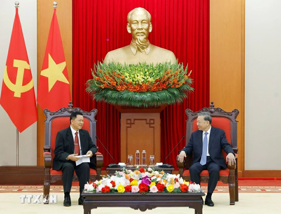 Tổng Bí thư Tô Lâm tiếp Đoàn đại biểu cấp cao Bộ Công an Lào